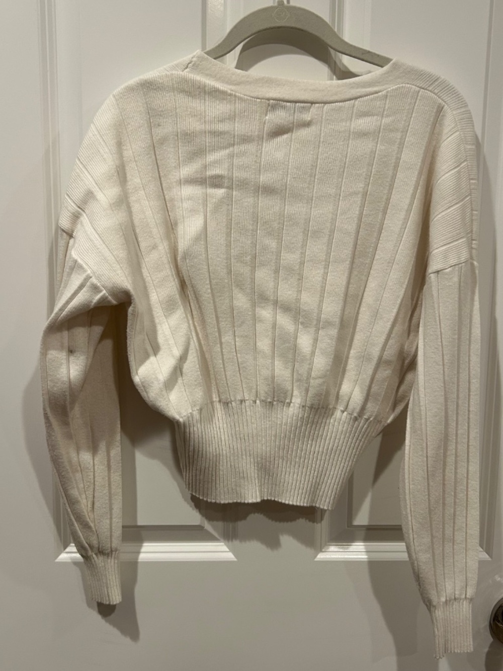 Thinkable Cream Ribbed Knit Cropped Button Front Cardigan One Size - Picture 8 of 8